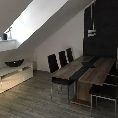 Zur Burgmauer Apartamento Welschbillig