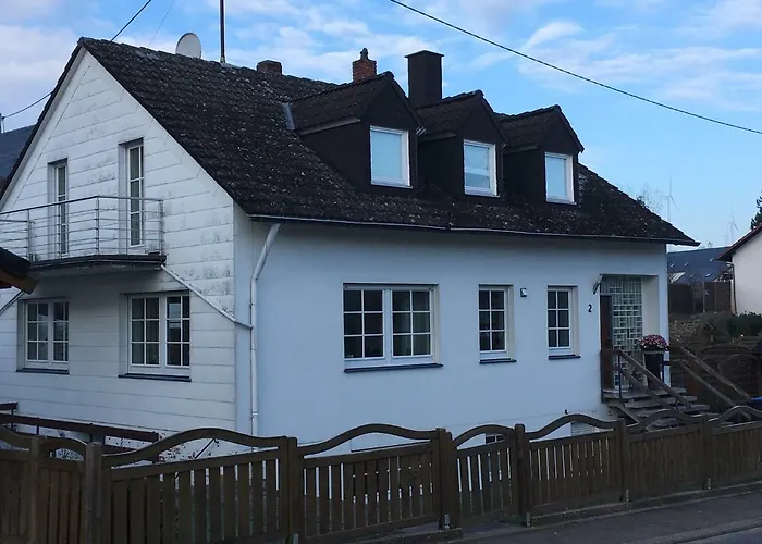 Zur Burgmauer Welschbillig